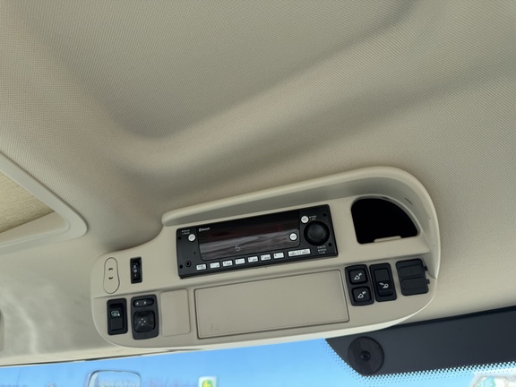 2025 John Deere 6R 165 - Photo30