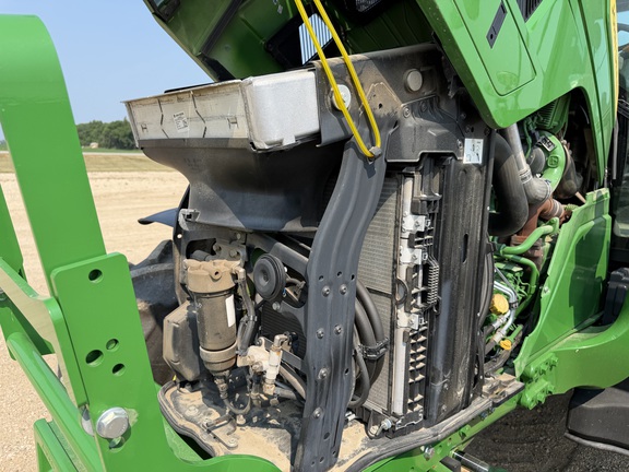 2025 John Deere 6R 165 - Photo23