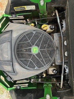 2021 John Deere Z515E Image 10
