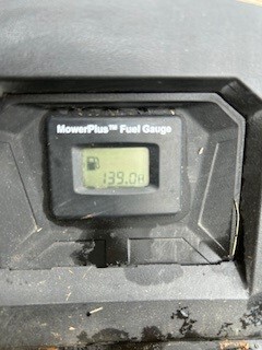 2021 John Deere Z515E Image 6