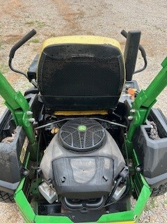 2021 John Deere Z515E Image 8