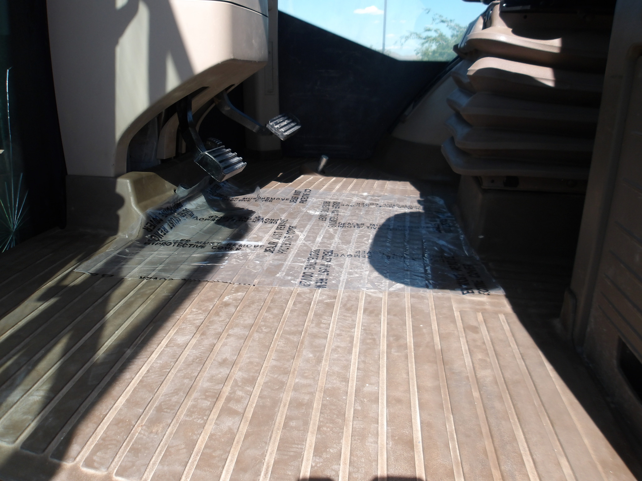 2015 John Deere 9570R Image 30