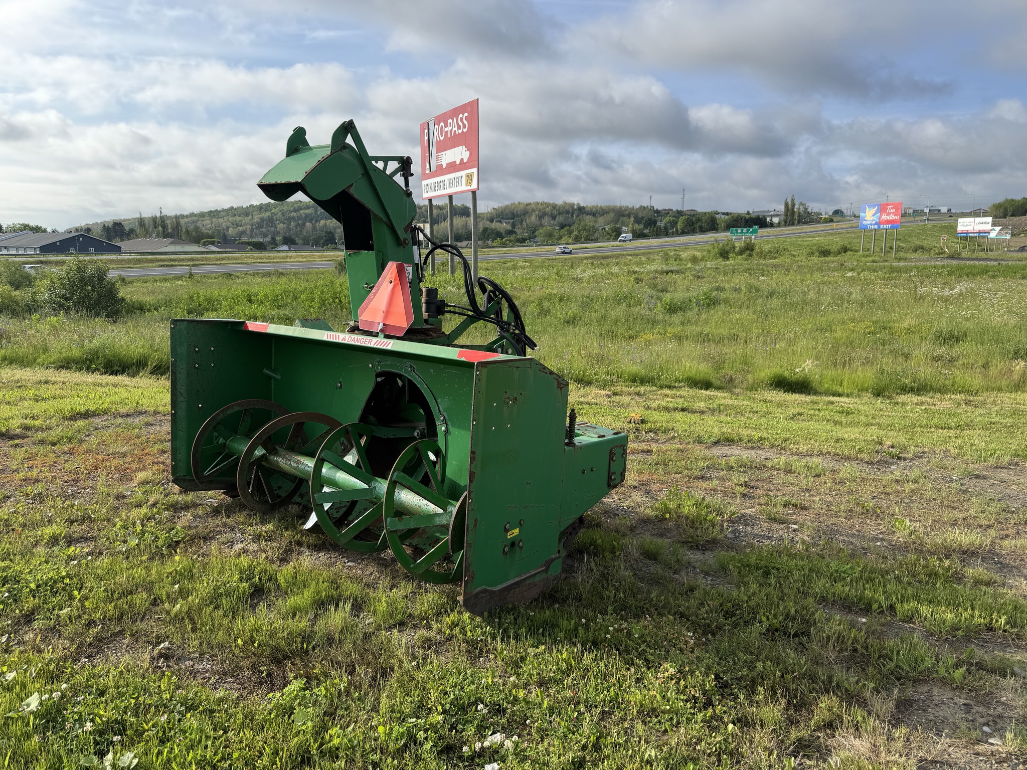 2017 Frontier SB1388R Image 6