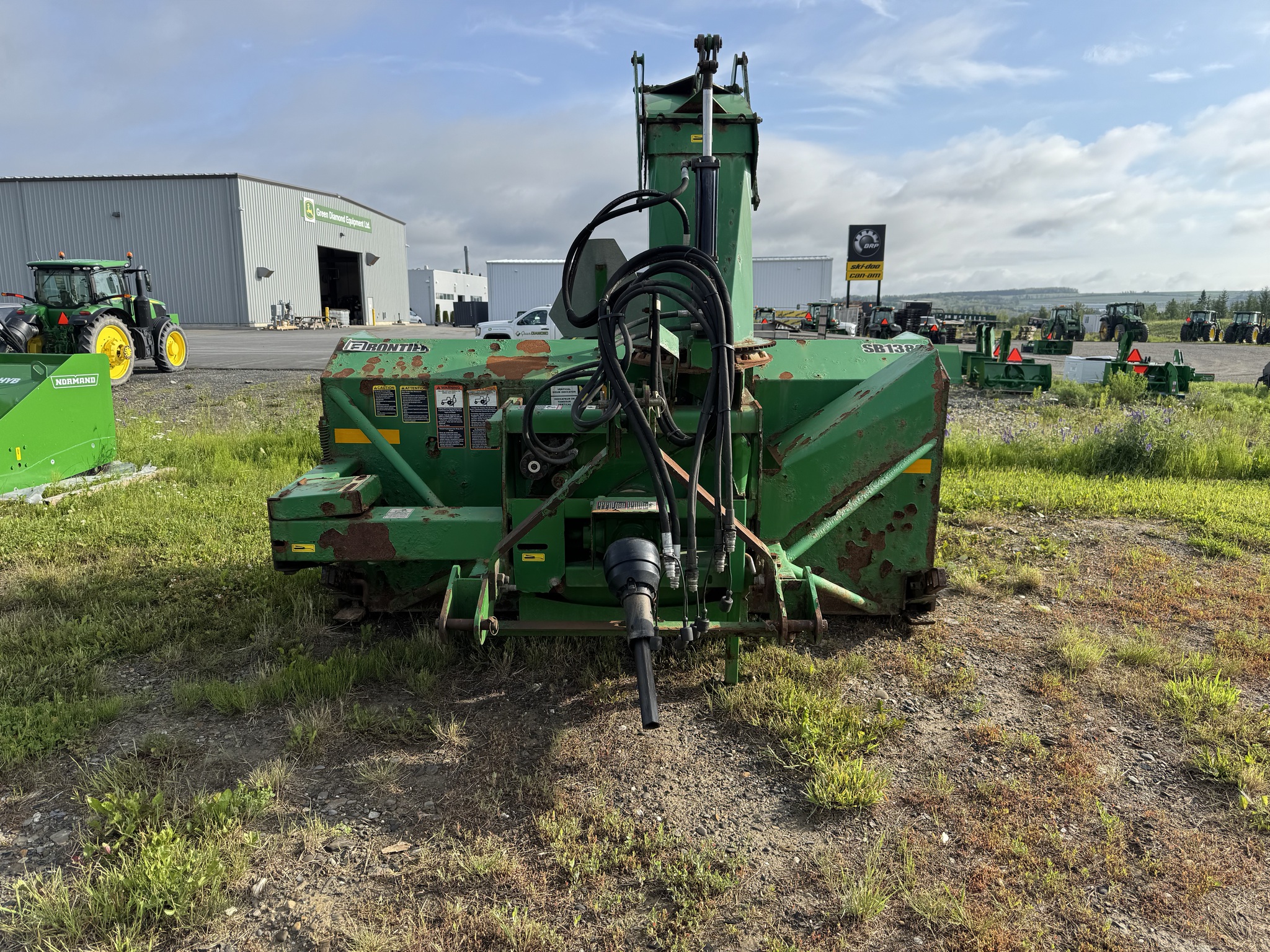 2017 Frontier SB1388R Image 1