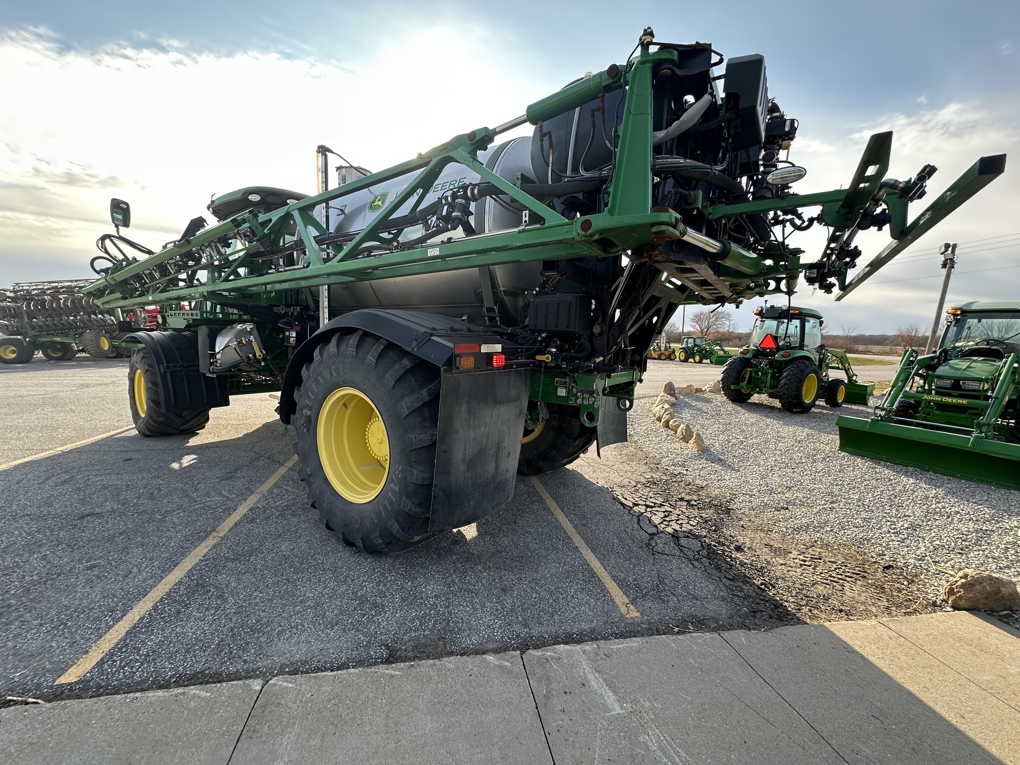 2021 John Deere F4365 Image 4