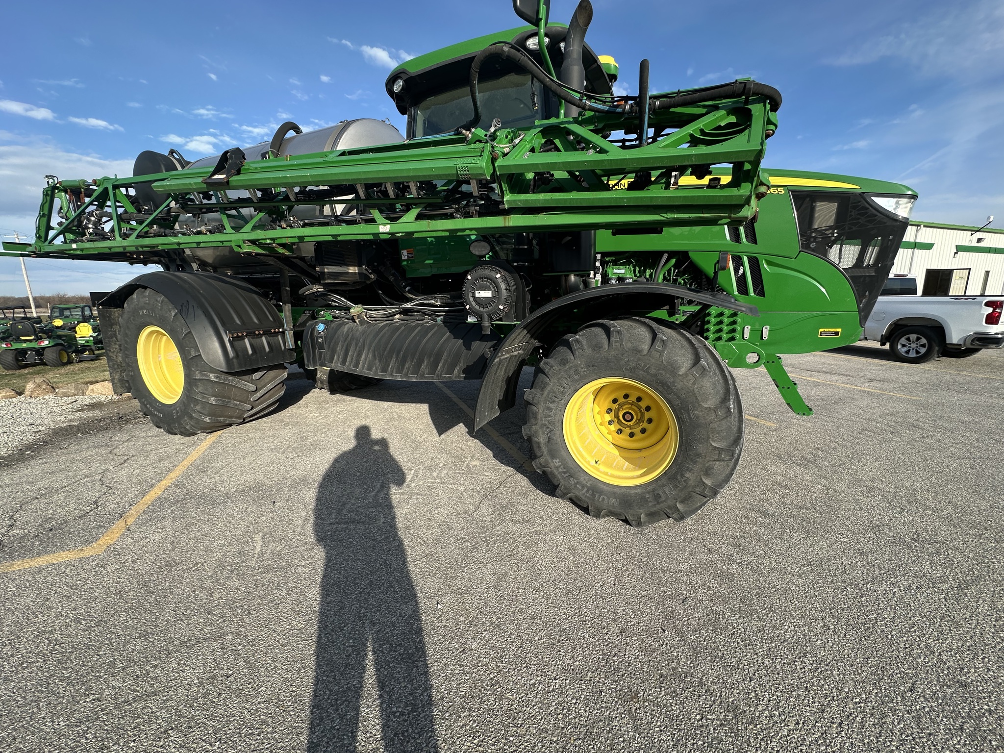 2021 John Deere F4365 Image 8