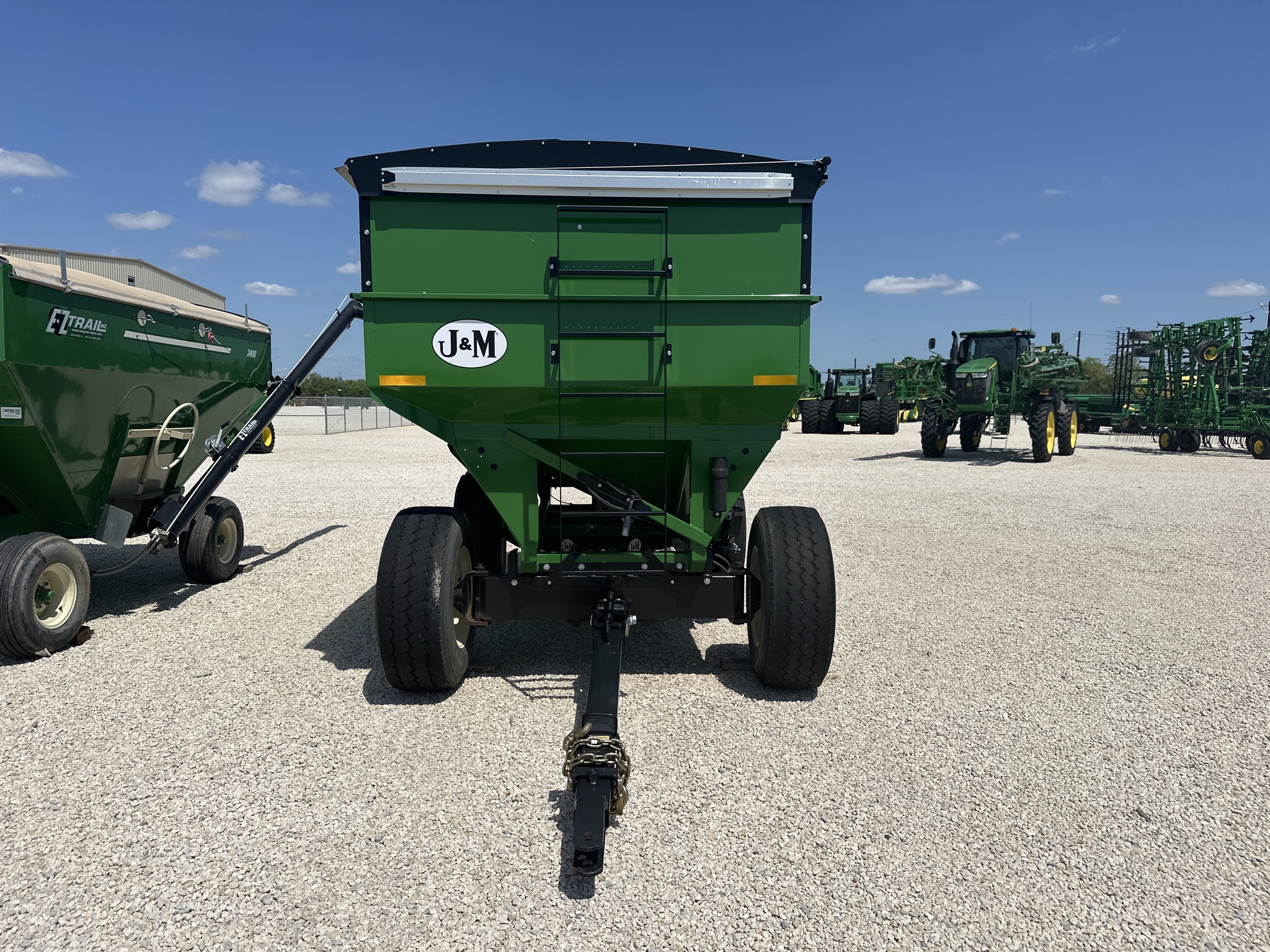 2023 J&M 385SD Image 2