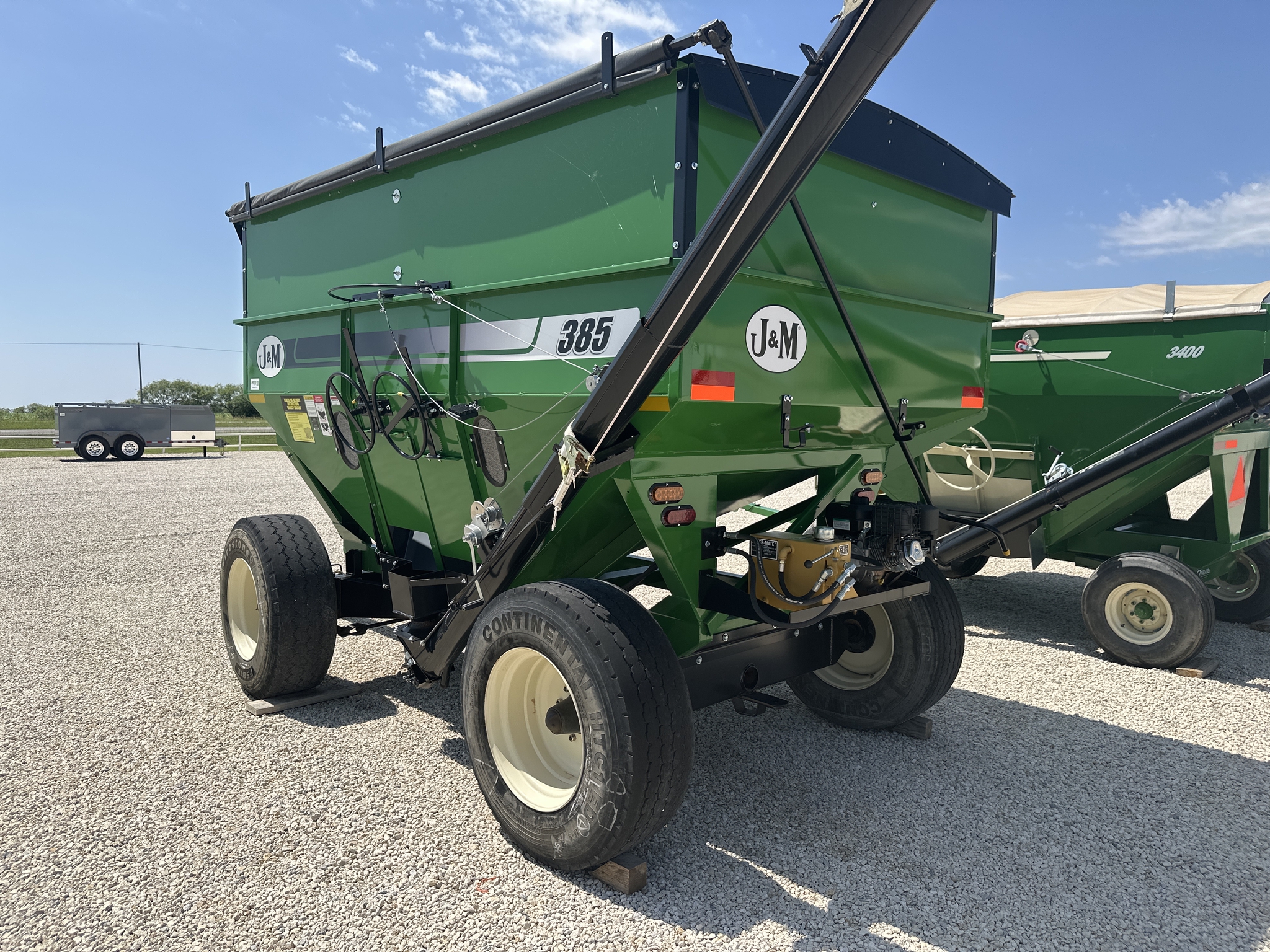 2023 J&M 385SD Image 4