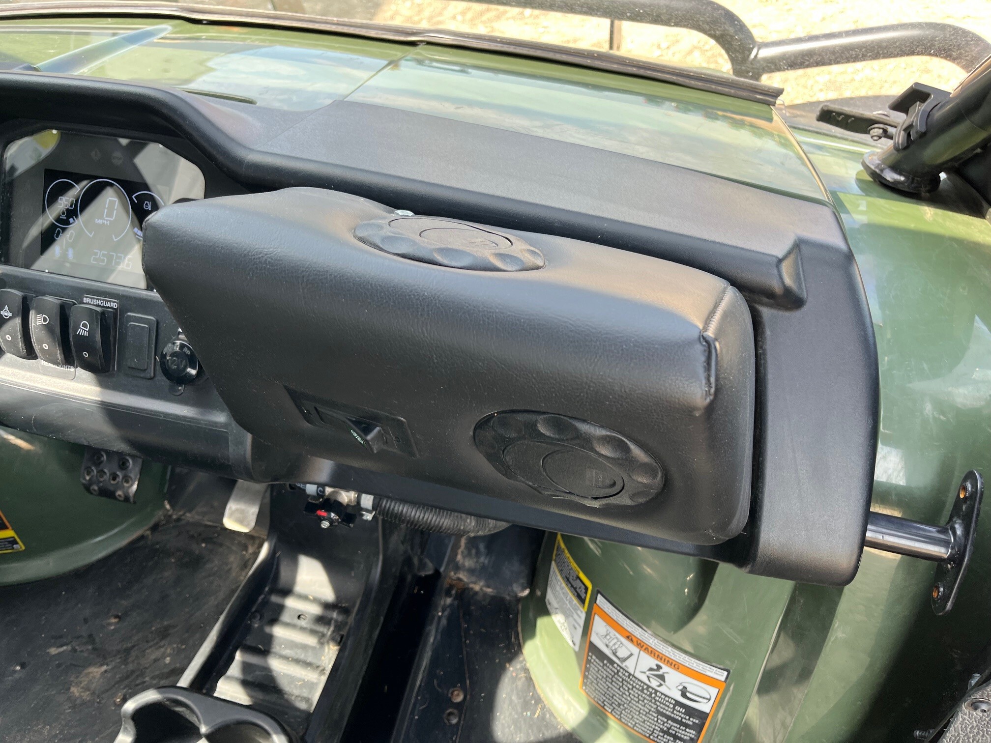 2024 John Deere XUV 825M S4 Image 13