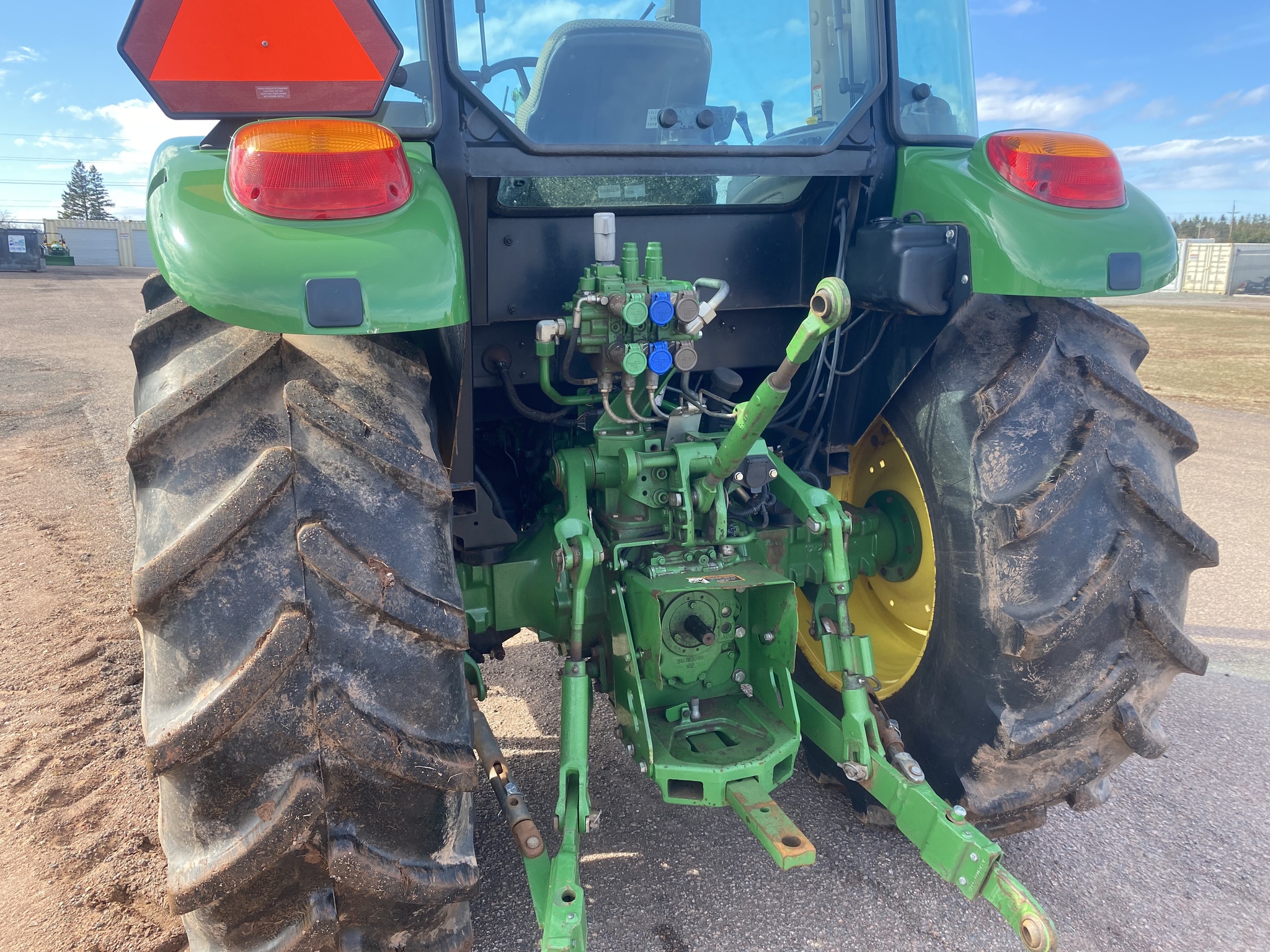 2019 John Deere 5090E Image 13
