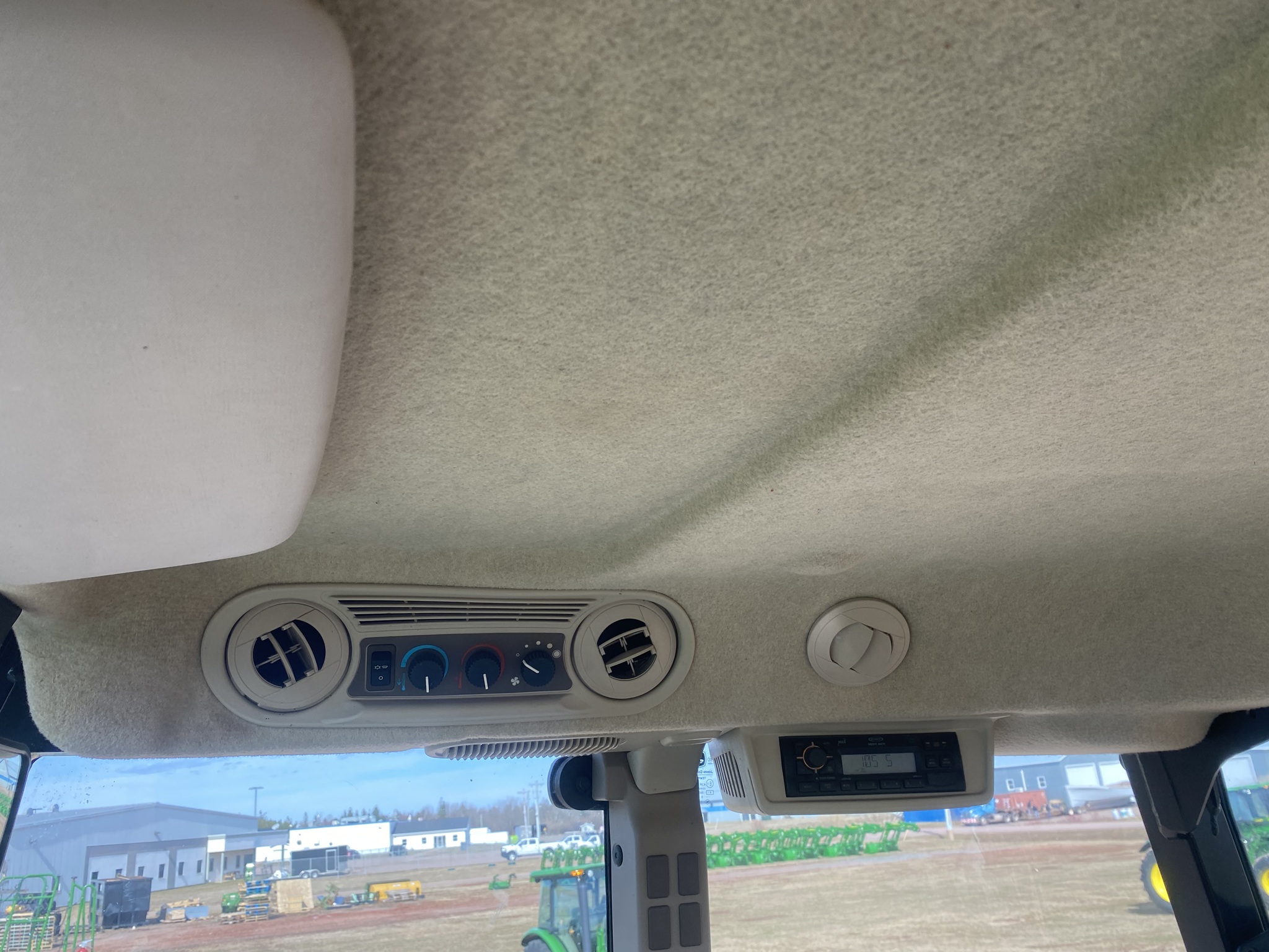 2019 John Deere 5090E Image 12