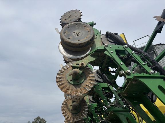 Photo of 2018 John Deere 1795
