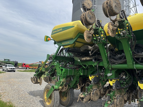 Photo of 2018 John Deere 1795