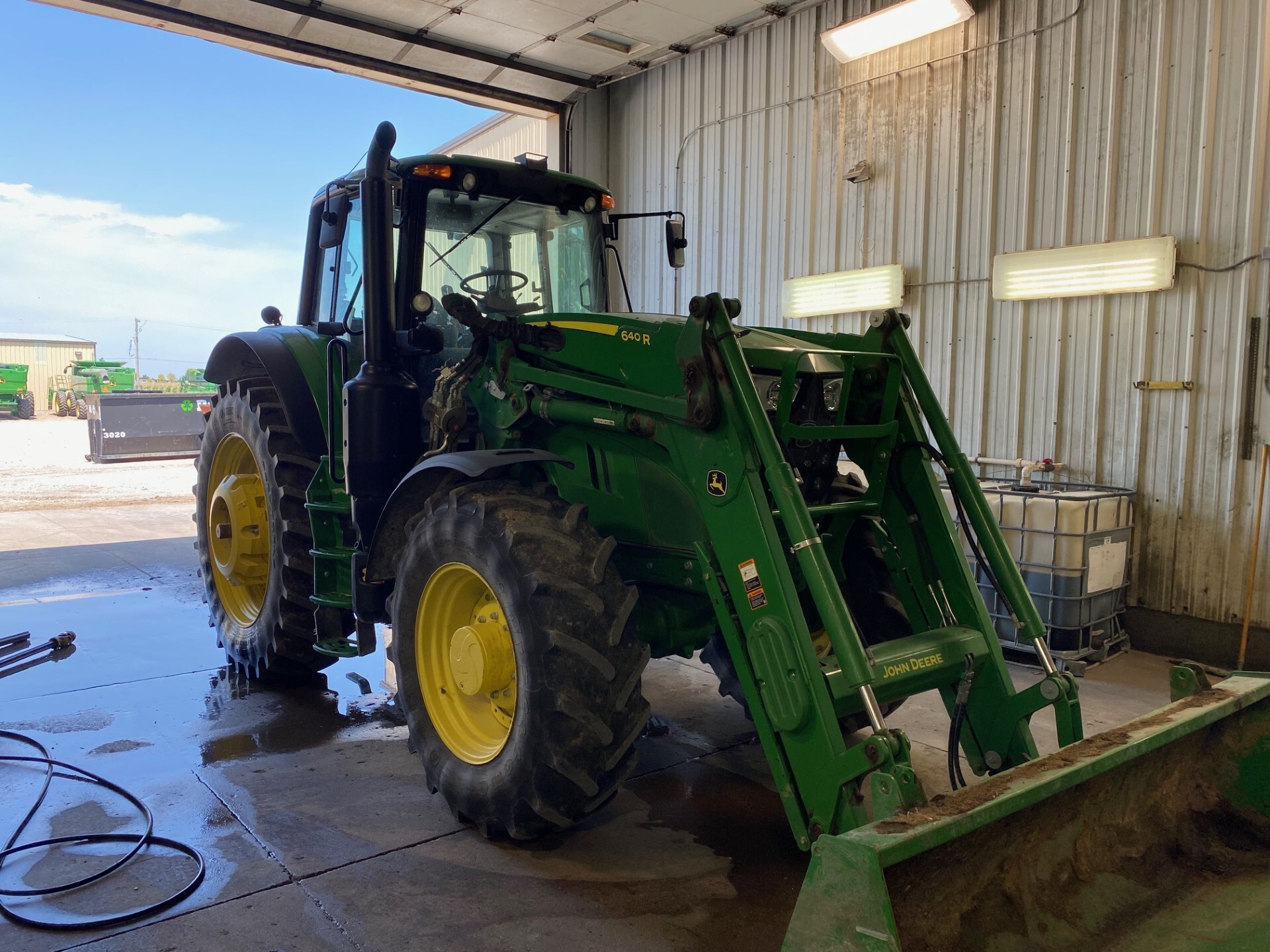 2018 John Deere 6175M Image 3