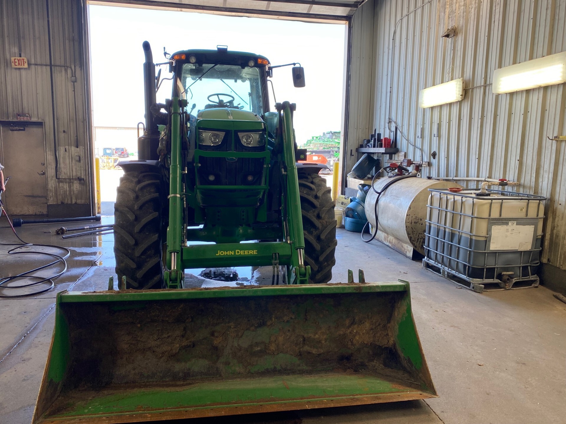 2018 John Deere 6175M Image 2