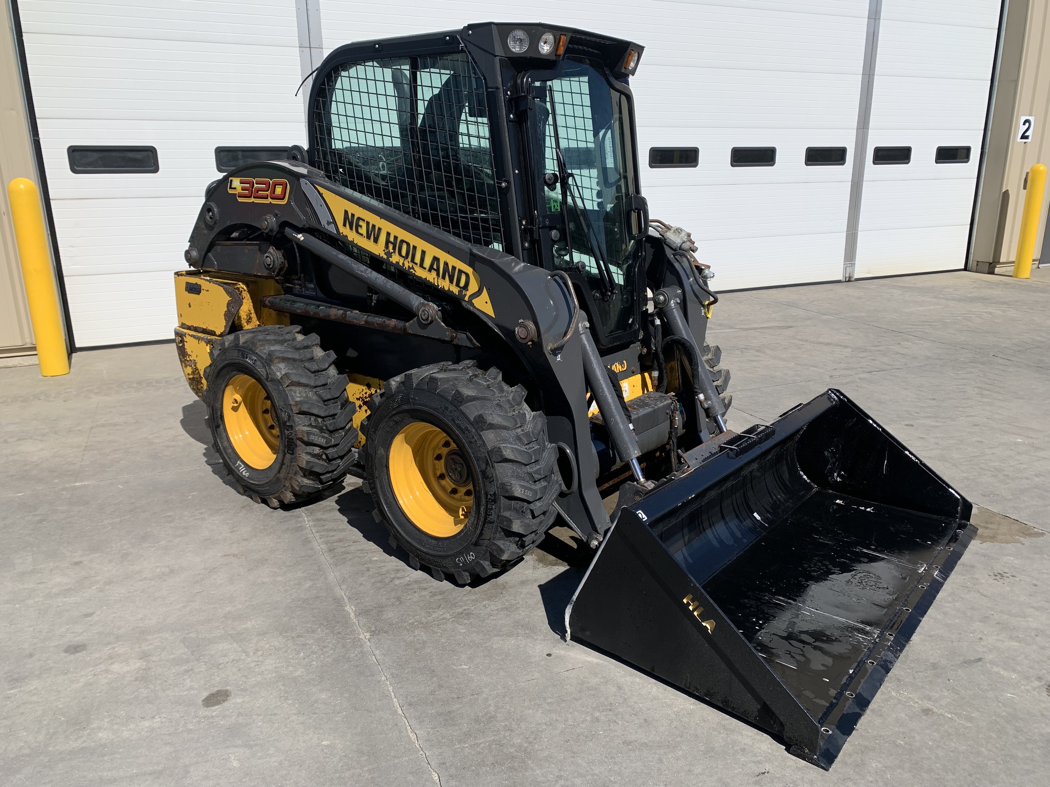 2023 New Holland L320 Image 1