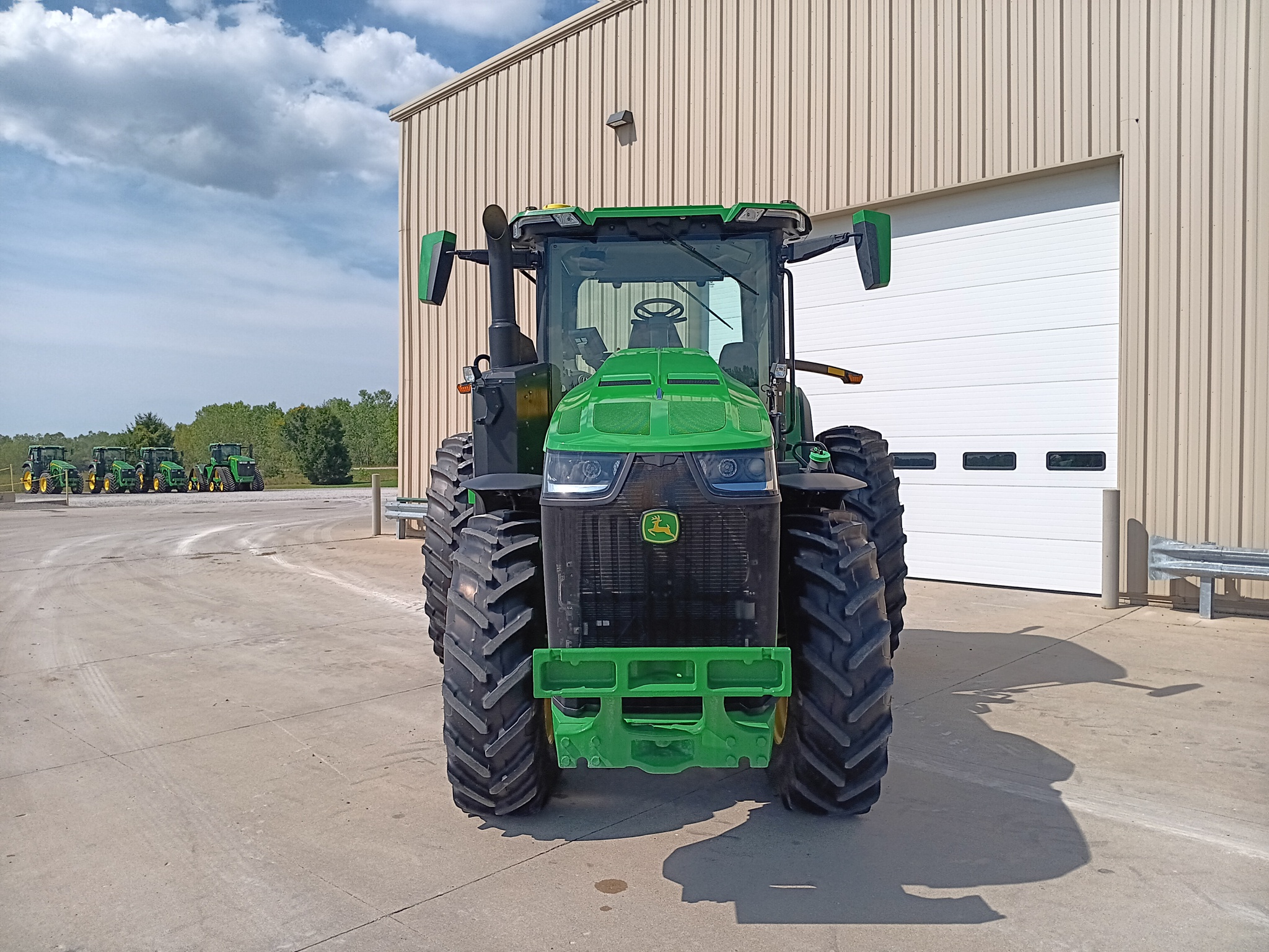 2024 John Deere 8R 250 Image 9
