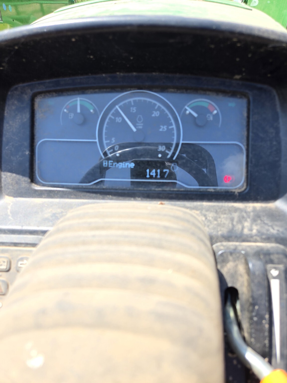 2022 John Deere 4044R Image 10