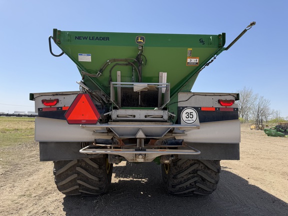 2024 John Deere 800R - Photo4