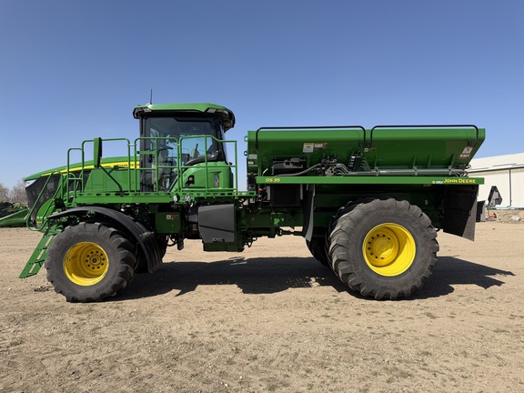 2024 John Deere 800R - Photo6