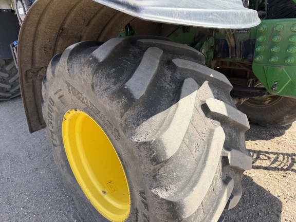 2024 John Deere 800R - Photo12