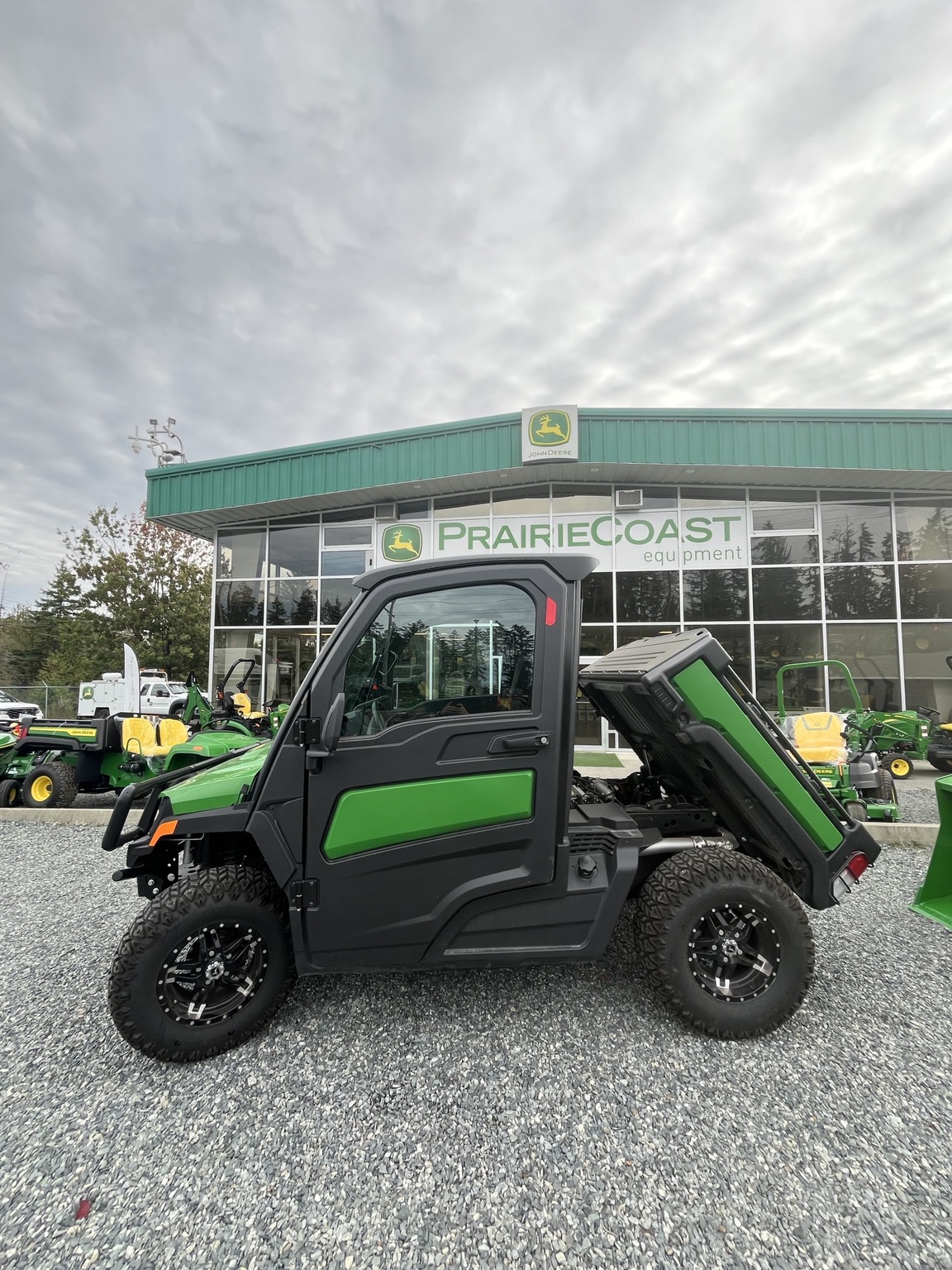 2024 John Deere XUV 835M Image 5