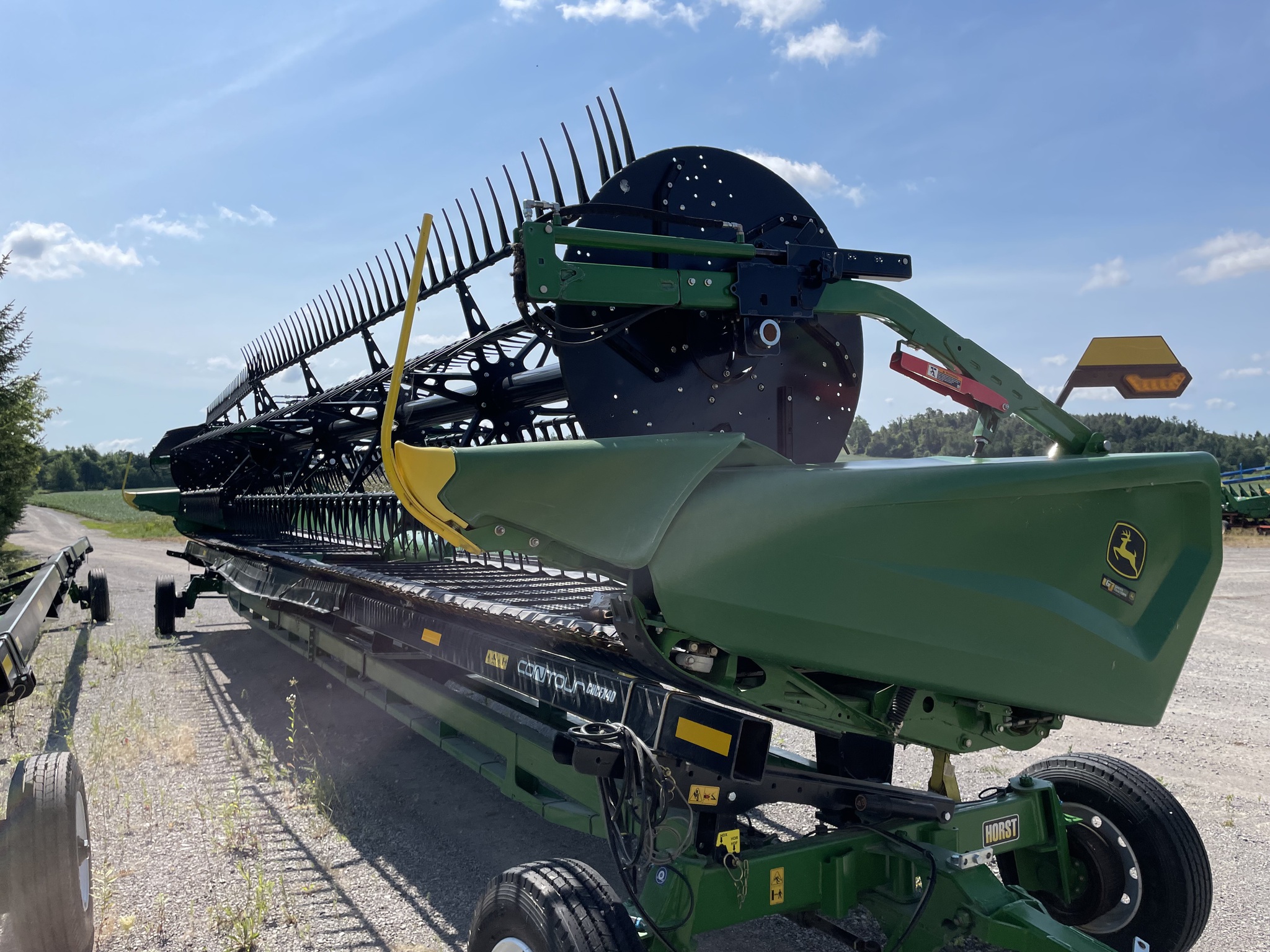 2023 John Deere HD40F Image 1