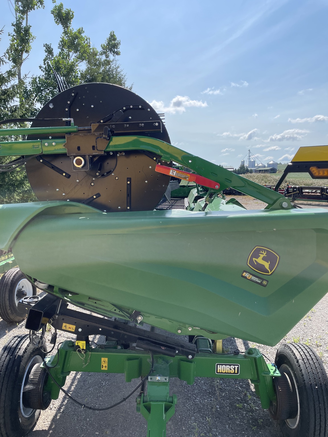 2023 John Deere HD40F Image 7