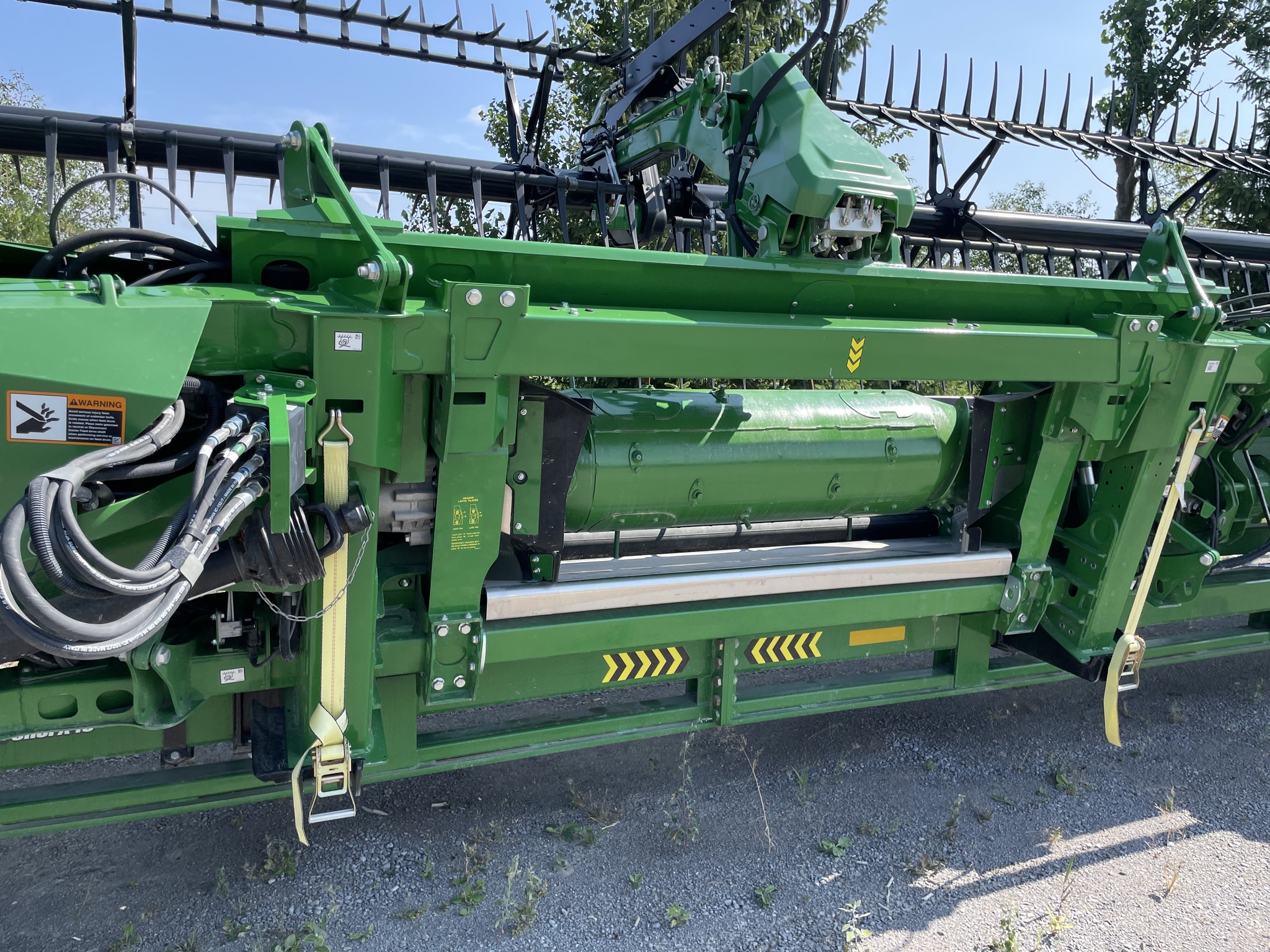 2023 John Deere HD40F Image 4