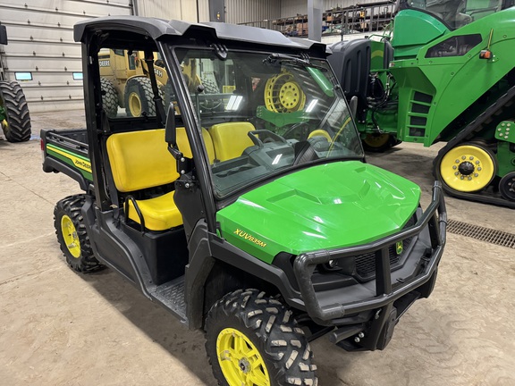  John Deere XUV 835M
