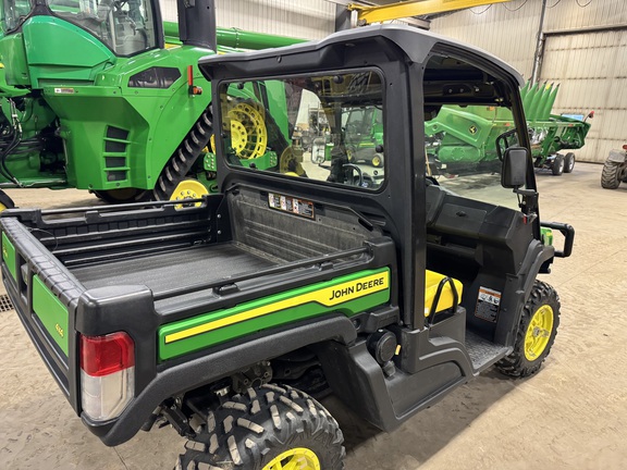 2022 John Deere XUV 835M - Photo2