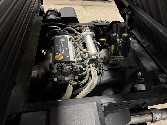 2022 John Deere XUV 835M - Photo11