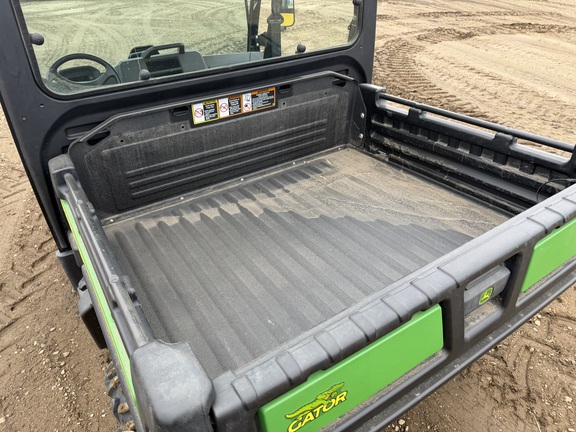 2022 John Deere XUV 835M - Photo16