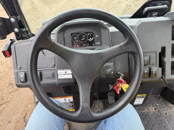 2022 John Deere XUV 835M - Photo21