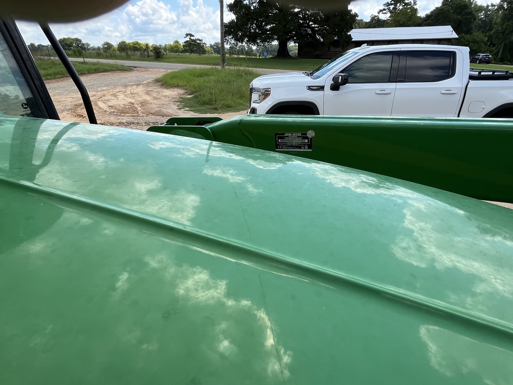 2023 John Deere 5100E Image 14