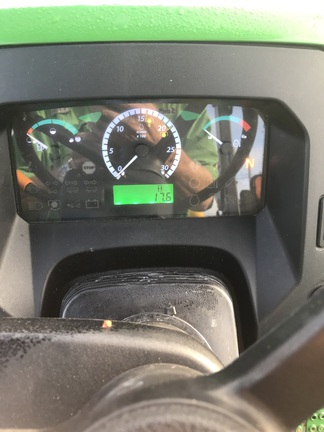 2023 John Deere 5075E Photo 6