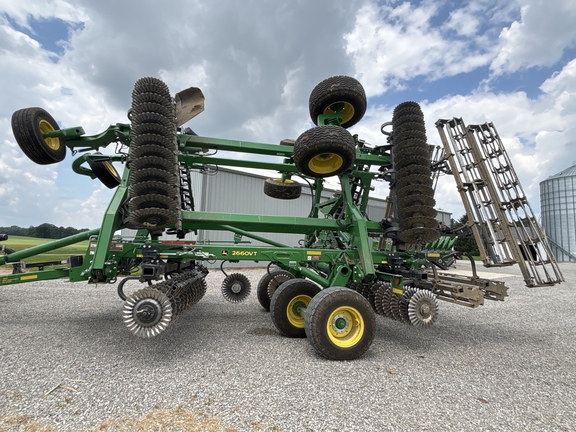 Used 2024 John Deere 2660VT Vertical Tillage at Koenig Equipment in Urbana, OH - Photo2