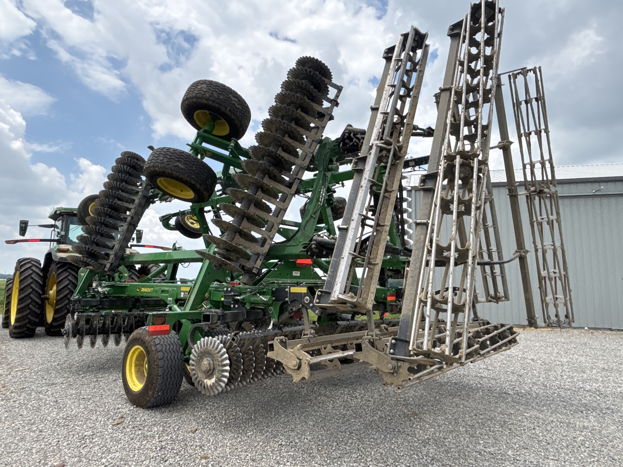 Used 2024 John Deere 2660VT Vertical Tillage at Koenig Equipment in Urbana, OH - PhotoXL5