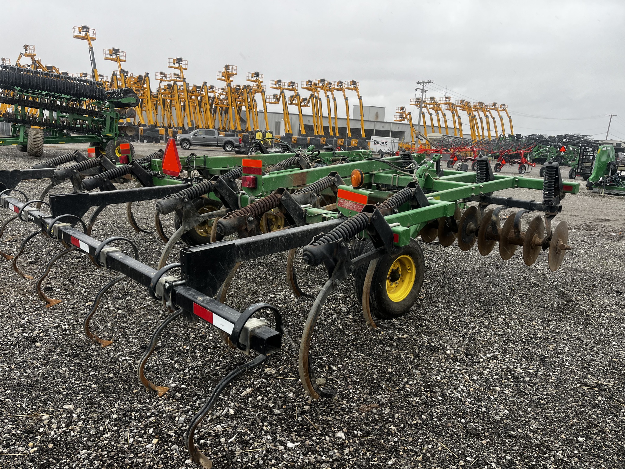 2012 John Deere 714 Image 9