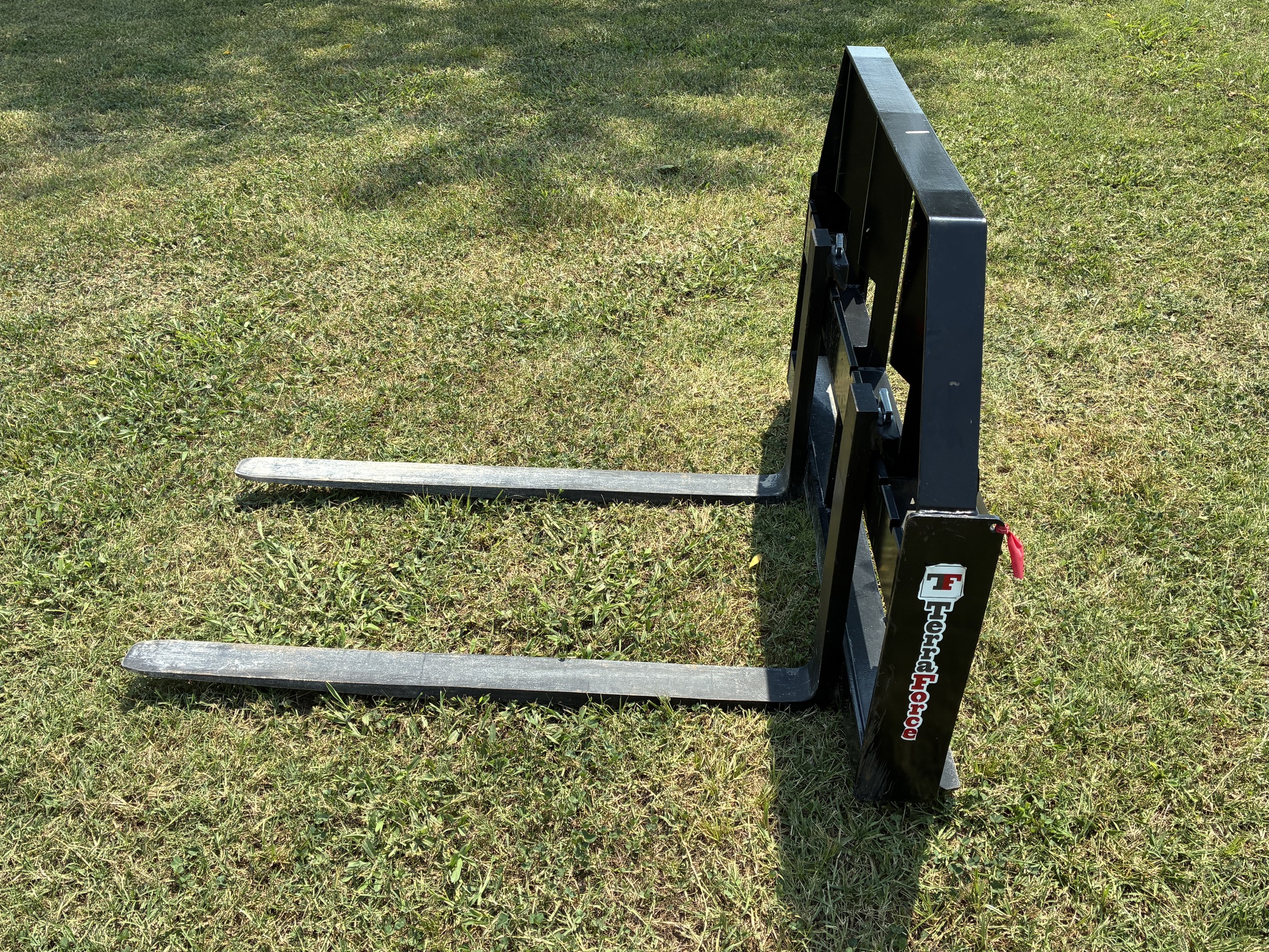 2022 Terra PF200 PALLET FORKS Image 2