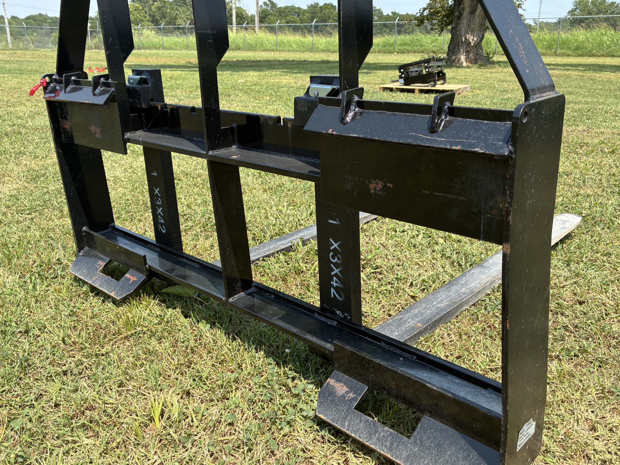 2022 Terra PF200 PALLET FORKS Image 9