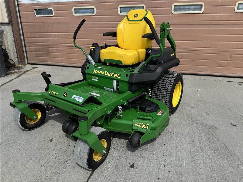 2023 John Deere Z735M Image 1