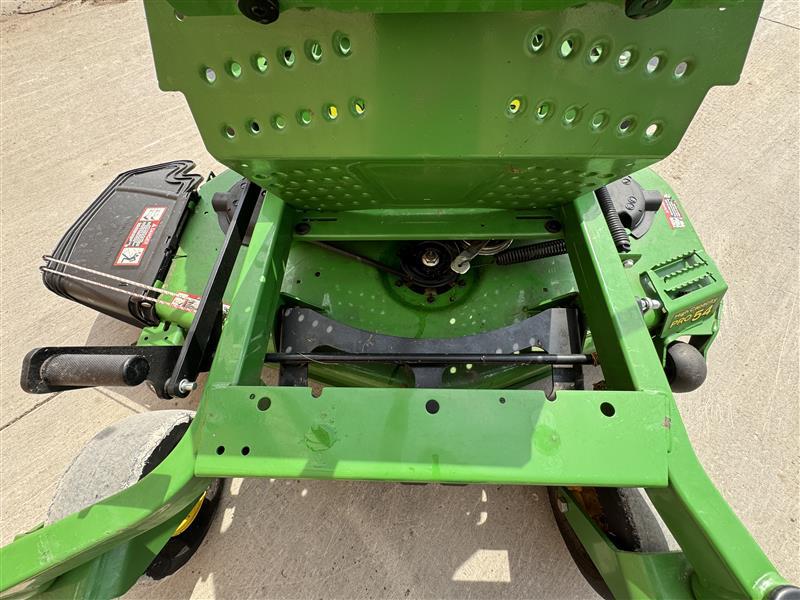 2023 John Deere Z735M Image 5