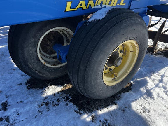 2011 Landoll 6230-36 - Photo10