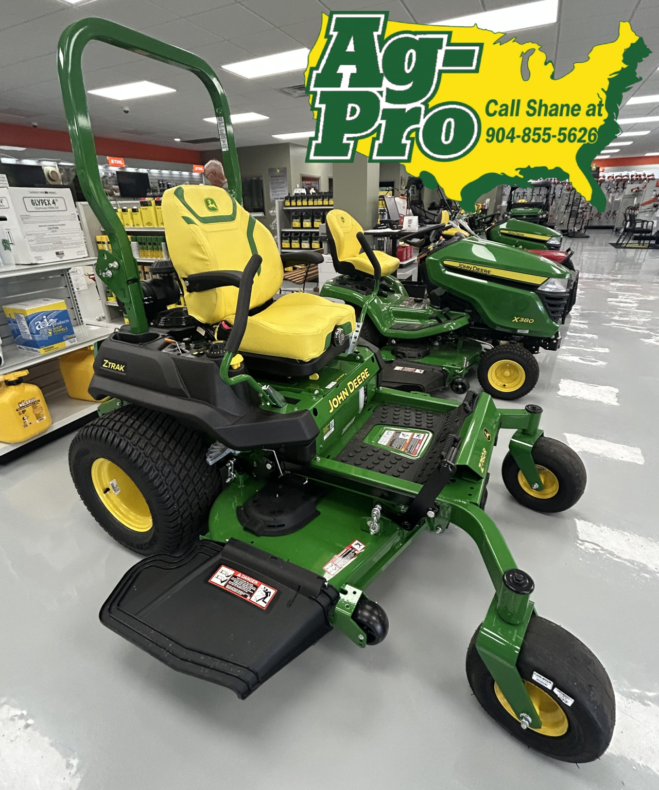 2025 John Deere Z760R Image 1