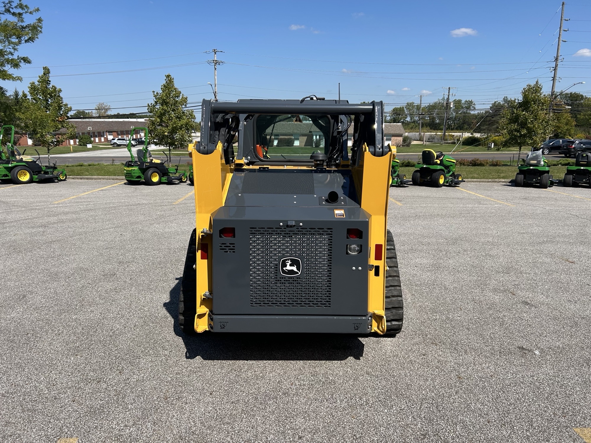 2024 John Deere 317G Image 5