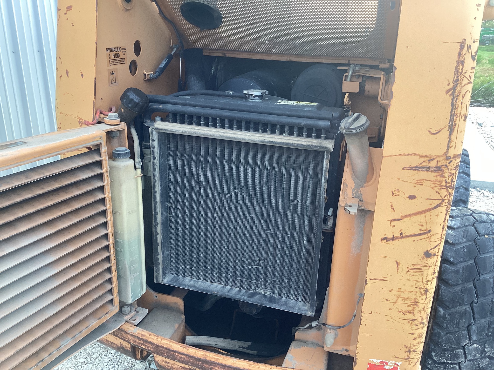 2001 Case 75XT Image 6