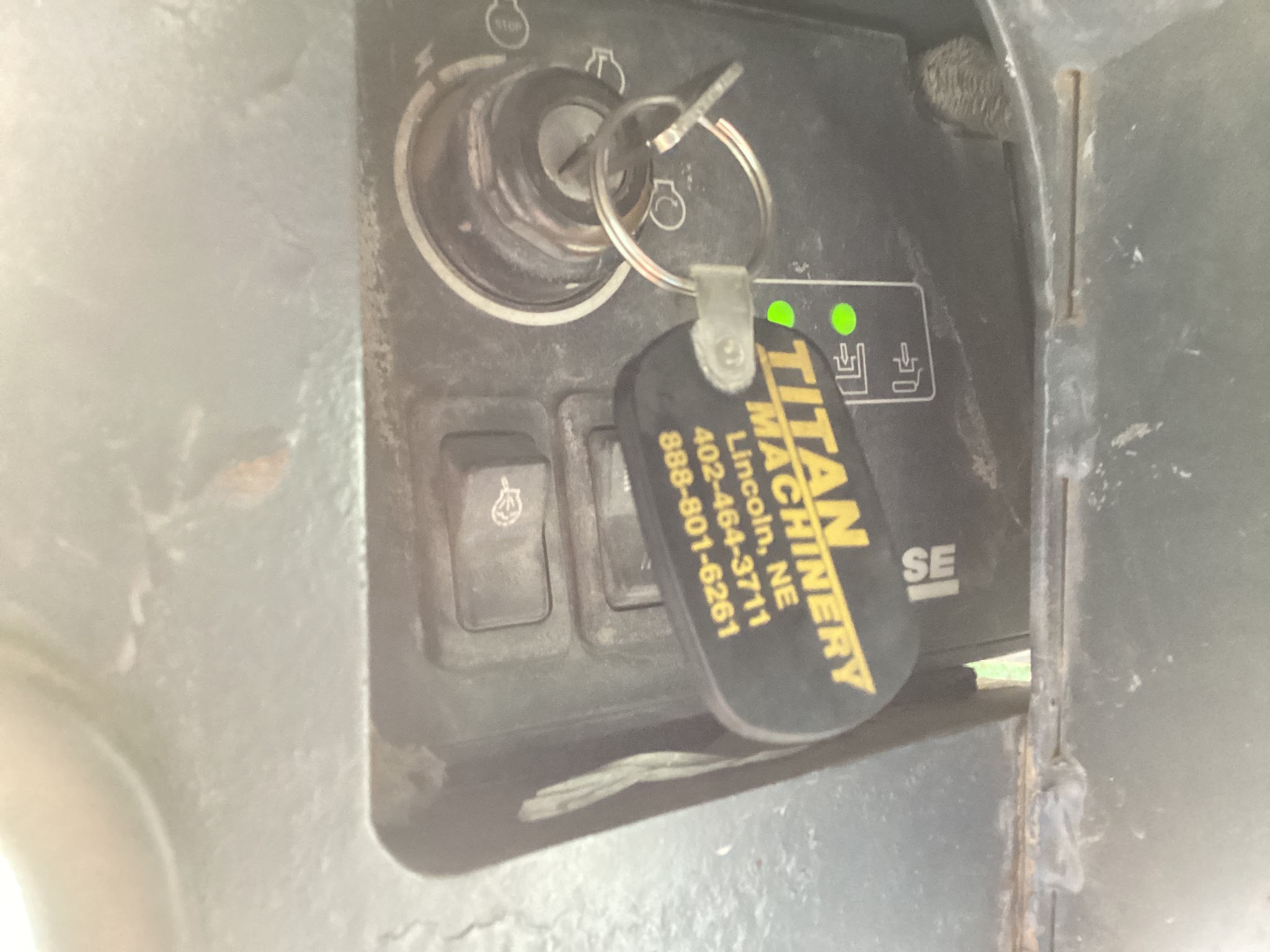 2001 Case 75XT Image 8