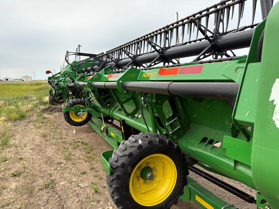 Used 2024 John Deere HD50R Combine Platforms at Horizon Ag & Turf in Falher, AB - Photo4