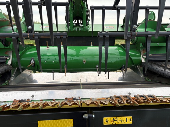 Used 2024 John Deere HD50R Combine Platforms at Horizon Ag & Turf in Falher, AB - Photo6